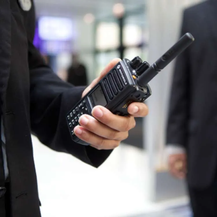 Motorola Mototrbo DP4800 VHF UHF Radio - Image 4