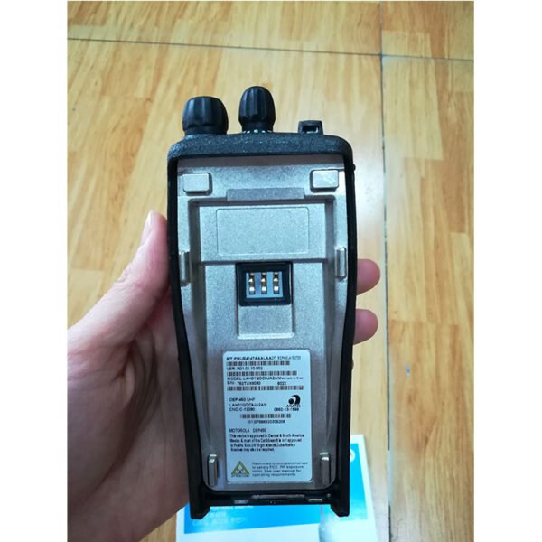 Motorola DEP450 Professional Radio - Image 5