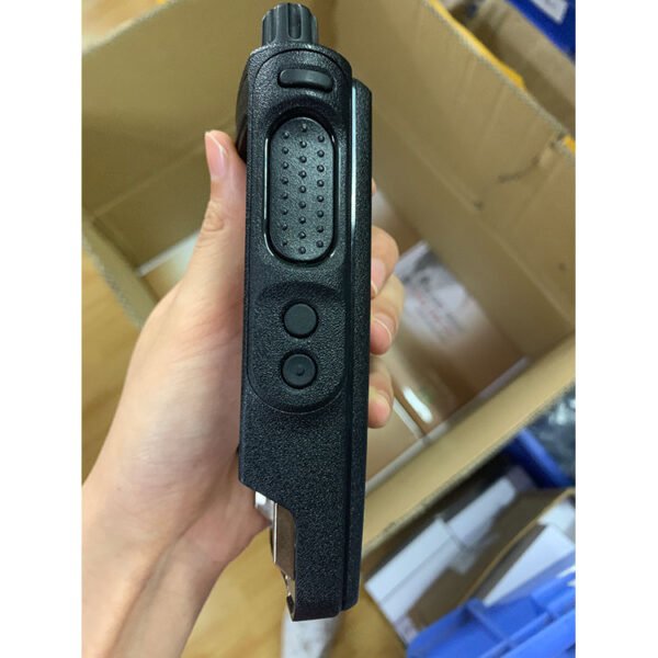 Motorola DGP8050 Radio Walkie Talkie - Image 6