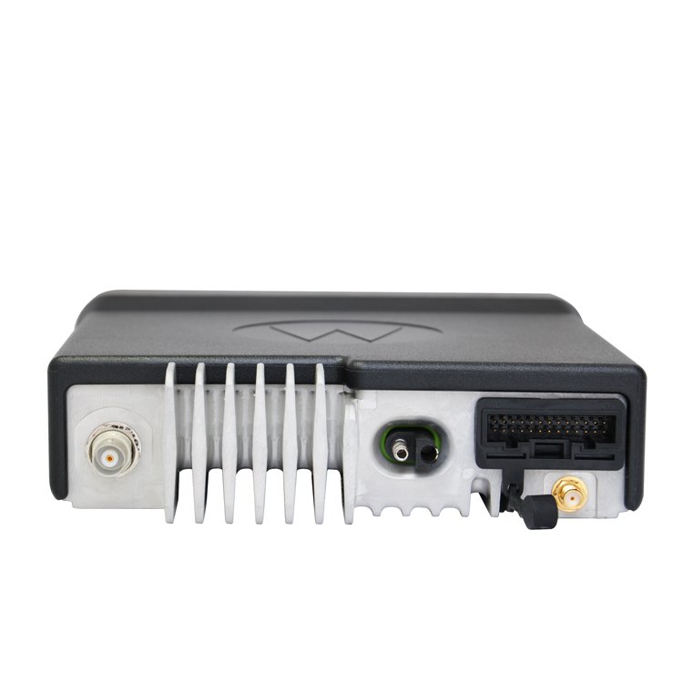 Motorola DGM8000e / DGM8500e Mobile Radio - Image 3