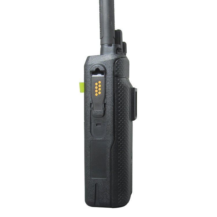 Motorola MTP3550 TETRA Digital Radio - Image 3